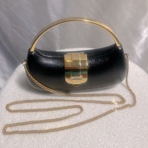 Beautiful Black Carry/Crossbody Purse